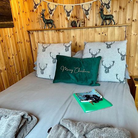 Stags Hide Hotel Minwear Екстериор снимка