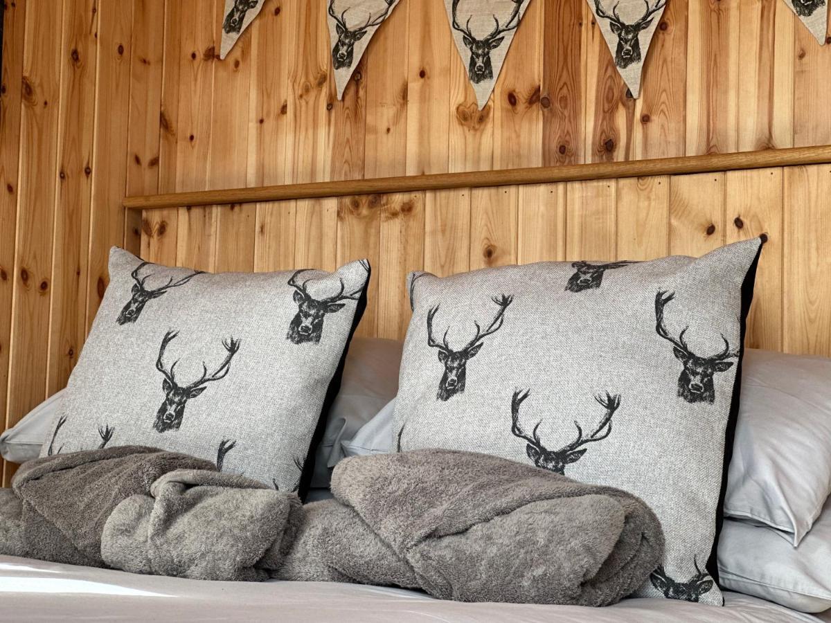 Stags Hide Hotel Minwear Екстериор снимка