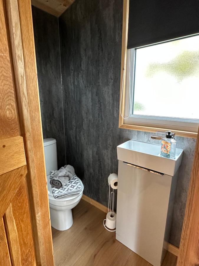 Stags Hide Hotel Minwear Екстериор снимка